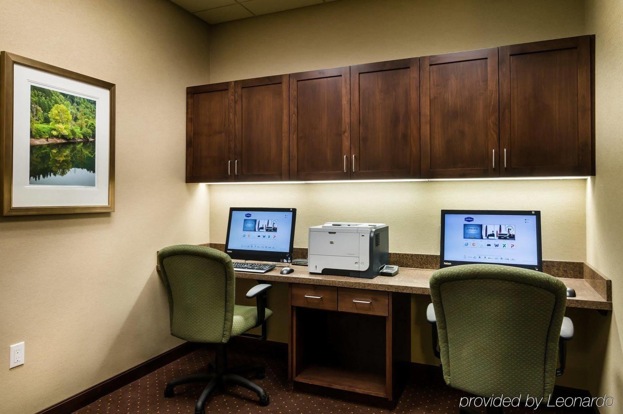 Hampton Inn And Suites Салем Съоръжения снимка