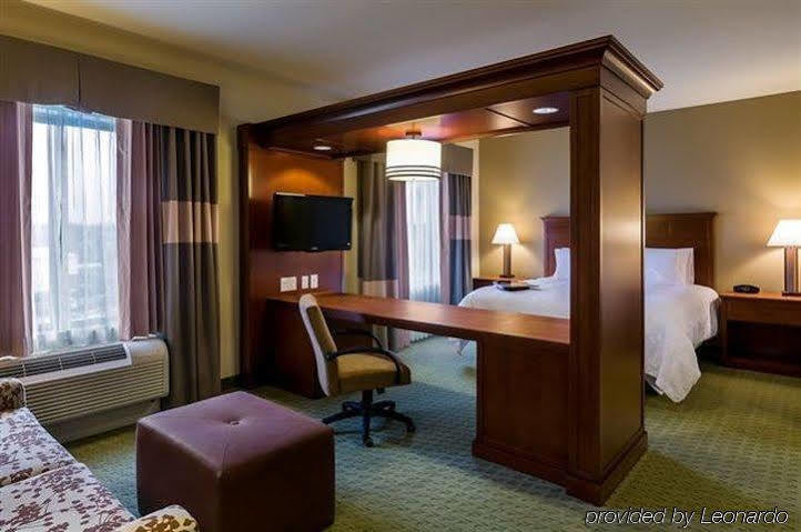 Hampton Inn And Suites Салем Екстериор снимка